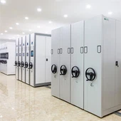 Darbināmas kompaktas mobilās plauktu sistēmas